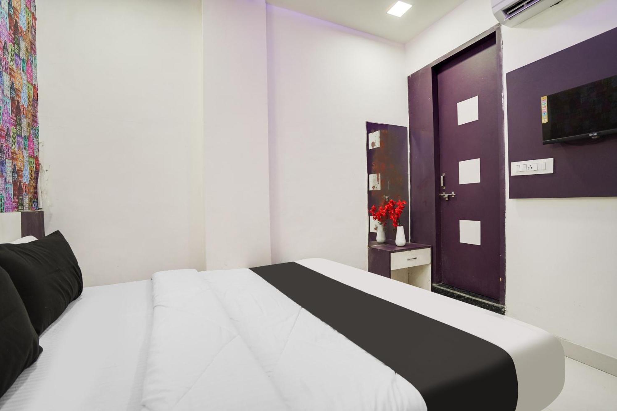 Super Oyo Hotel O Sky Wings Ατζμέρ Εξωτερικό φωτογραφία