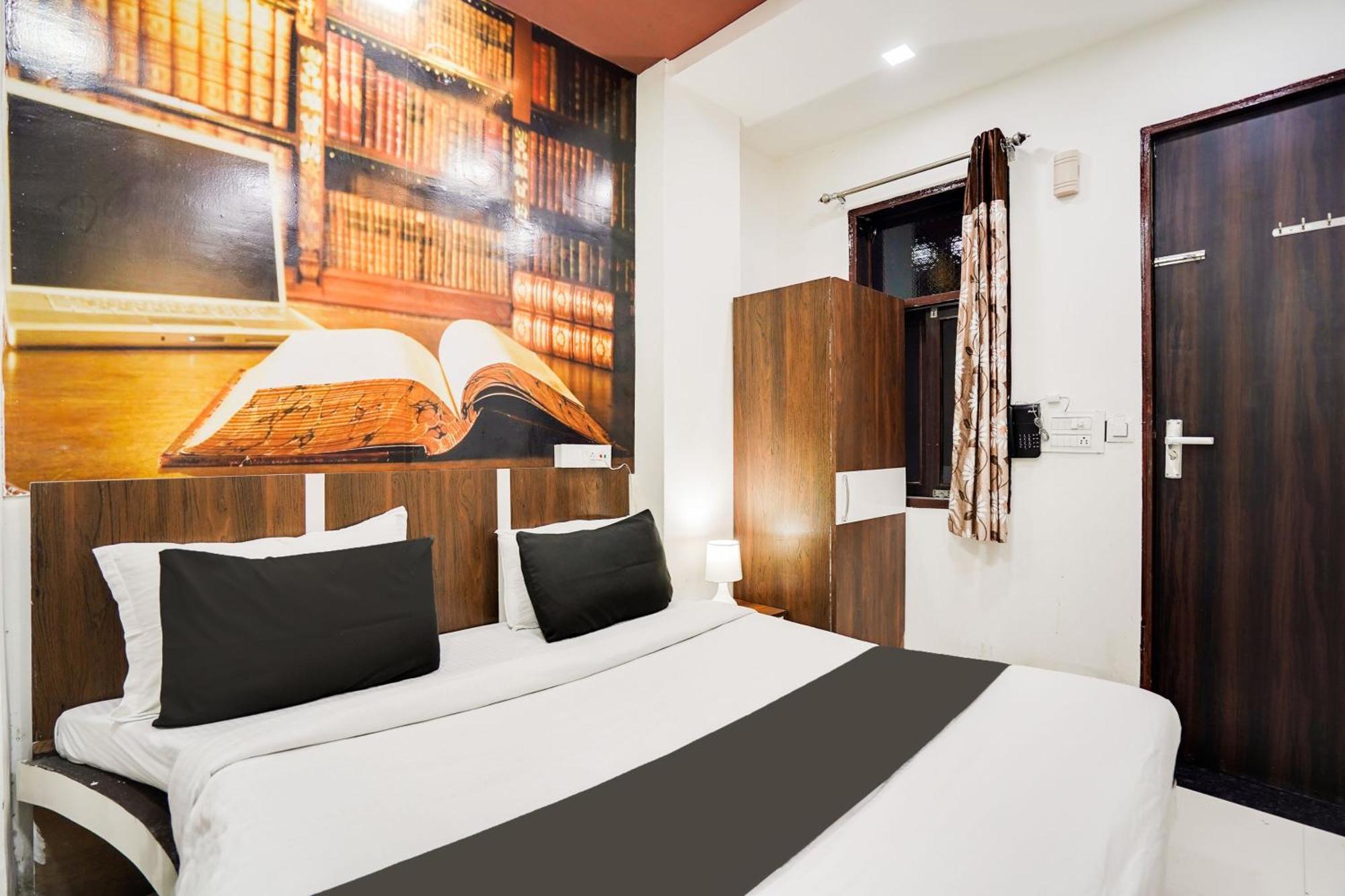 Super Oyo Hotel O Sky Wings Ατζμέρ Εξωτερικό φωτογραφία